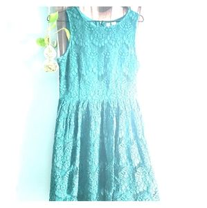 Gorgeous turquoise dress